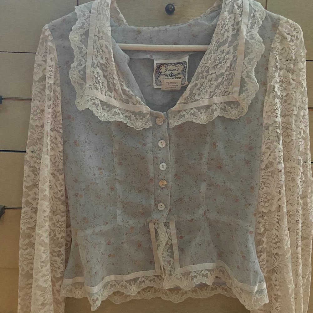 Jessica's Gunnies/Gunne Sax San Francisco Size 9 Powder Blue Lace Peasant Blouse
